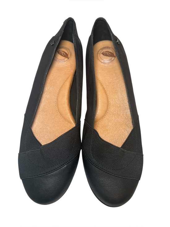Nurture by Lamaze Shoes - Nurture by Lamaze Women’s Black Leather Slip On Ballet Flats Size 8 EUC